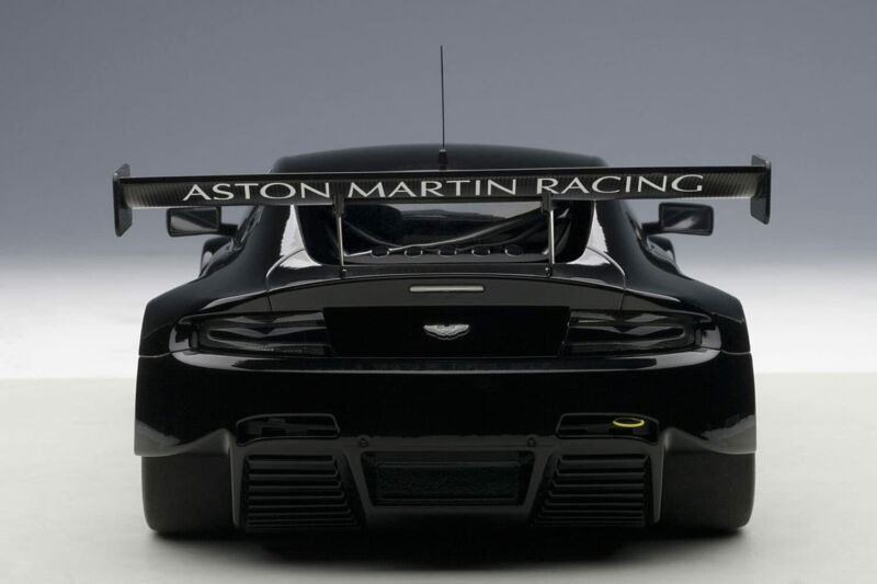 1/18 AUTOart Aston Martin V12 Vantage GT3 2013 Black