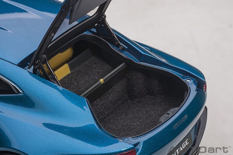 1/18 AUTOart Aston Martin Vantage 2019 Metallic Blue 70278
