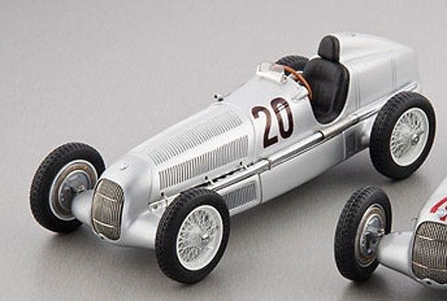1:18 CMC 1934 Mercedes Benz W25 Manfred von Brauchitsch M-103