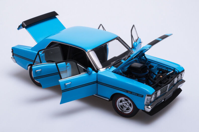 1/18 AUTOart XY Ford Falcon GTHO Phase III True Blue Diecast A72779