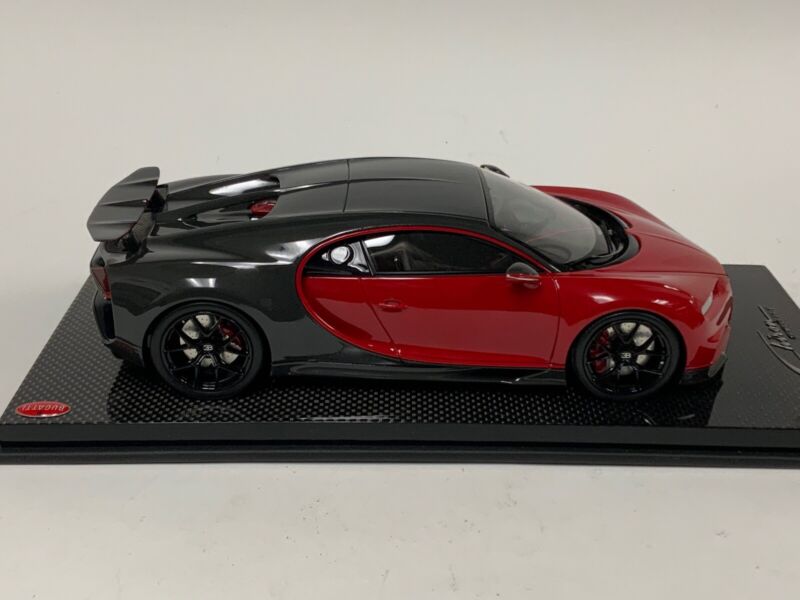 1/18 MR Collection Bugatti Chiron Red / Carbon Fiber black Wheels Carbon Base $929.95 ModelCarsHub