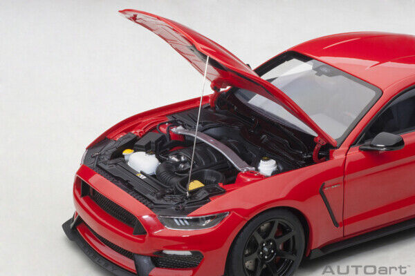 1/18 Autoart Ford Mustang Shelby GT-350R Race Red
