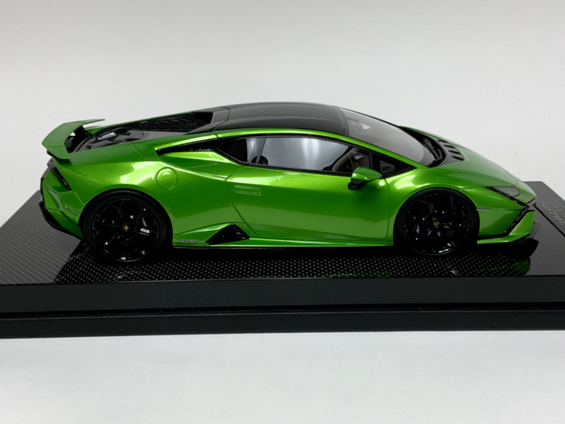 1/18 MR Collection Lamborghini Huracan Tecnica Green Lambo054B Carbon Base $929.95 ModelCarsHub