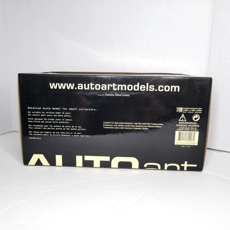 AUTOart 2002 Chevrolet Corvette Indy 500 Pace Car 50th Anniversary Ruby Red New