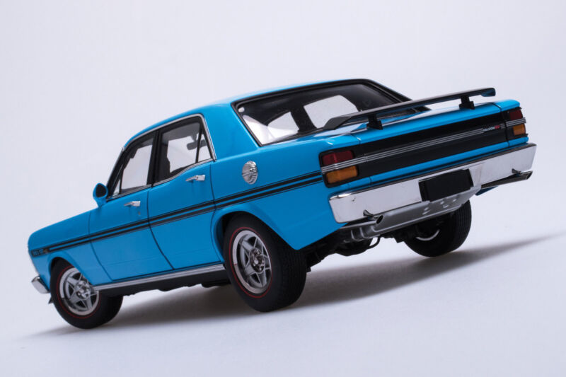 1/18 AUTOart XY Ford Falcon GTHO Phase III True Blue Diecast A72779