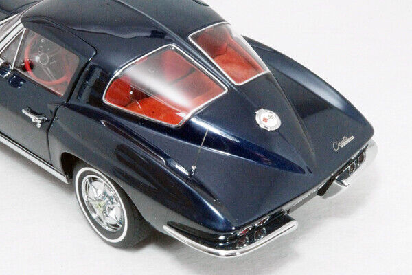 1/18 CHEVROLET Chevrolet Corvette (C2) Stingray Daytona Blue