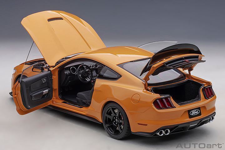 1:18 AUTOart Ford Shelby Mustang GT-350R Fury Orange