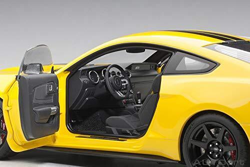 1/18 AUTOart Ford Shelby GT350R Yellow Black Stripes Diecast