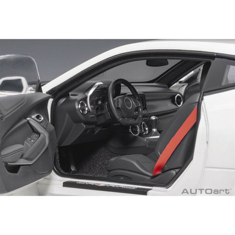 AUTOart 2017 Chevrolet Camaro ZL1 1:18 Model Car Summit White