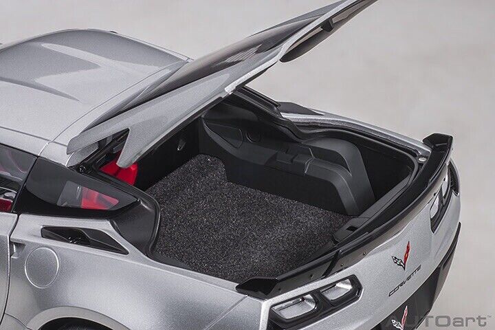 2016 CHEVROLET CORVETTE C7 Z06 BLADE SILVER 1:18 by AUTOart 71269