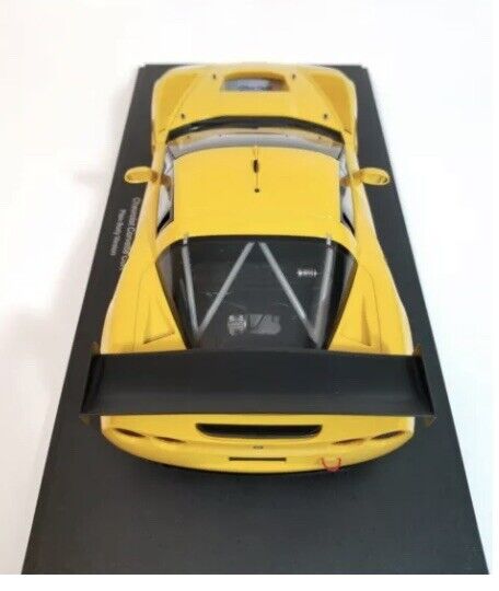 1/18 AUTOart CHEVROLET CORVETTE C6R PLAIN BODY YELLOW 80551