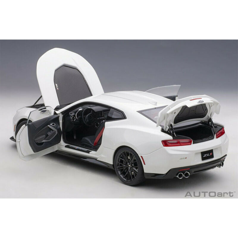 AUTOart 2017 Chevrolet Camaro ZL1 1:18 Model Car Summit White