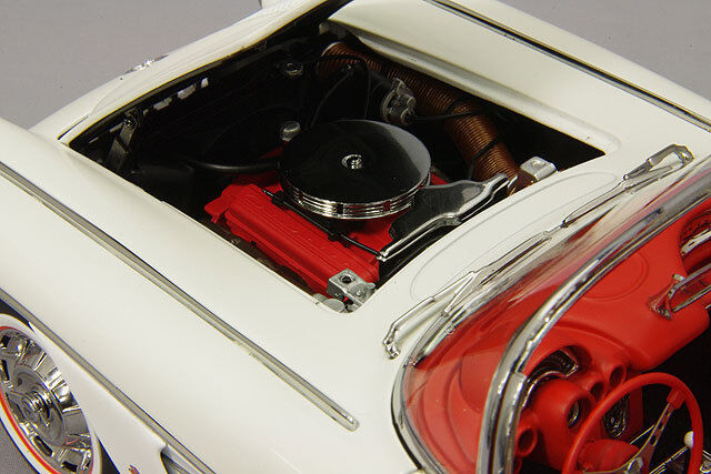 1958 CHEVROLET CORVETTE SNOWCREST WHITE 1:18 by AUTOART NEW IN BOX SALE AUCTION