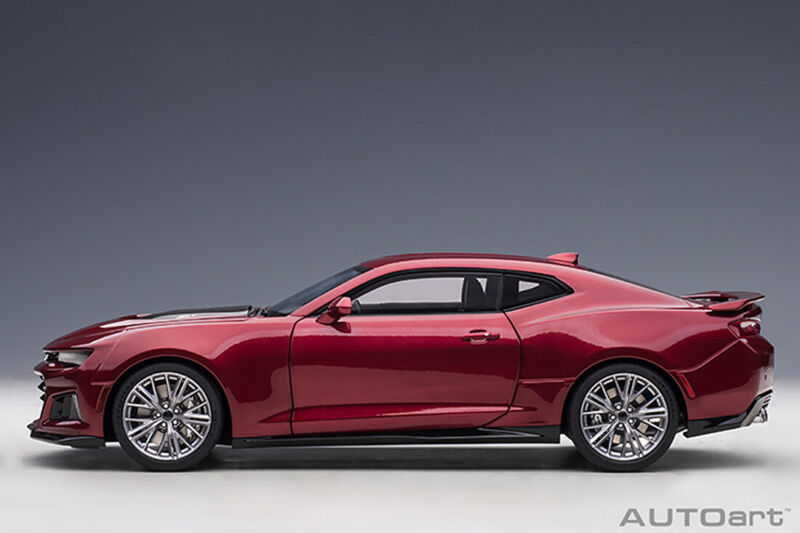 1:18 Chevrolet Camaro ZL1 by AUTOart in Garnet Red Tintcoat 71208