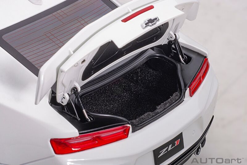 1/18 AUTOart 2017 Chevrolet Chevy Camaro ZL1 (Summit White) Car Model 1/18 AUTOart 2017 Chevrolet Chevy Camaro ZL1 (Summit White) Car Model $287.95 ModelCarsHub