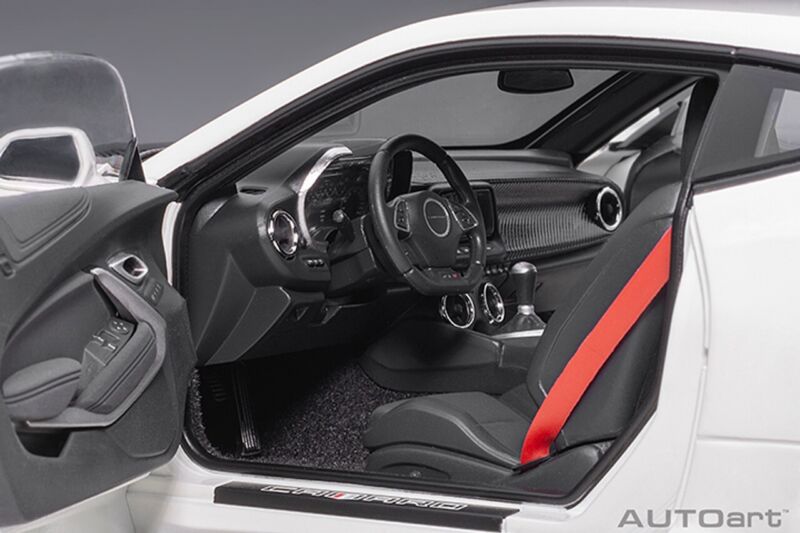 1/18 AUTOart 2017 Chevrolet Chevy Camaro ZL1 (Summit White) Car Model 1/18 AUTOart 2017 Chevrolet Chevy Camaro ZL1 (Summit White) Car Model $287.95 ModelCarsHub