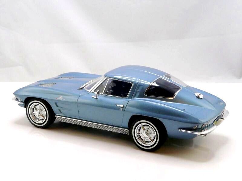 CHEVROLET CORVETTE Sting Ray 1963 Light Blue metallic - 1/18 - NOREV