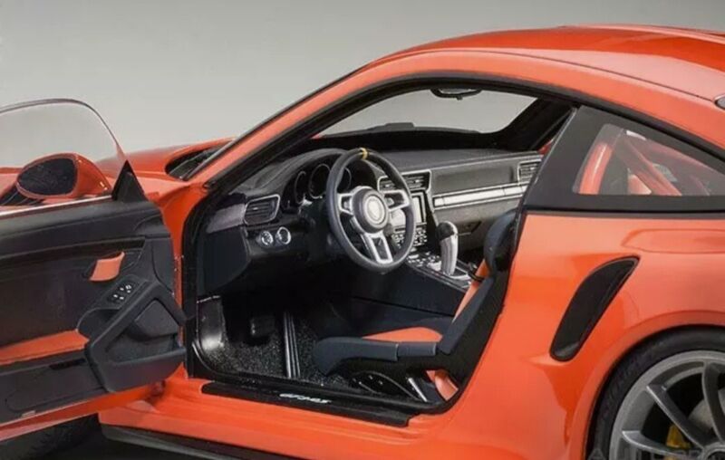 AUTOart PORSCHE 911 991 GT3 RS LAVA ORANGE/DARK GREY WHEELS NIB LE 1:18 SCALE...