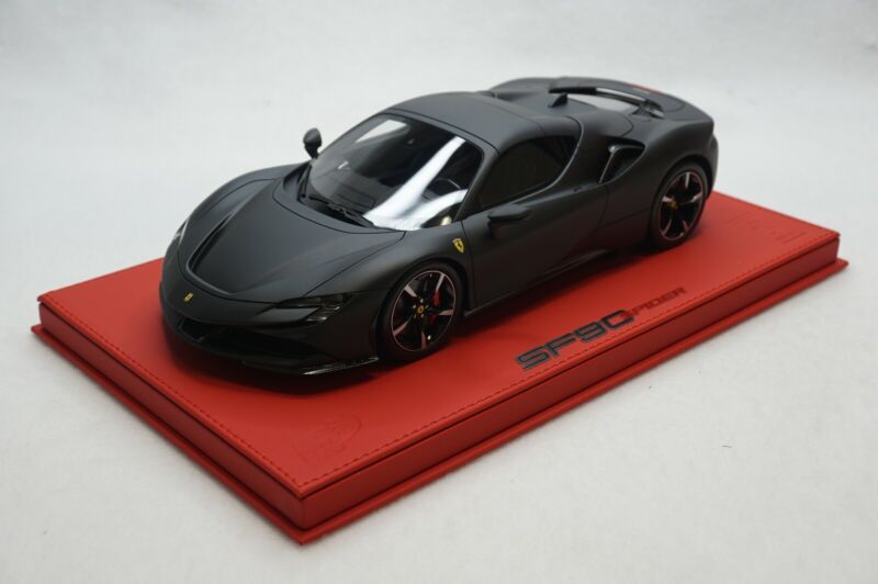 1/18 BBR FERRARI SF90 SPIDER CLOSED MATT BLACK/SILVER DELUXE RED LEATHER limited 5pcs
