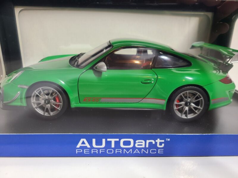 AUTOart PORSCHE 911 997 GT3 RS 4.0 GREEN NIB LE 1:18 SCALE 78149