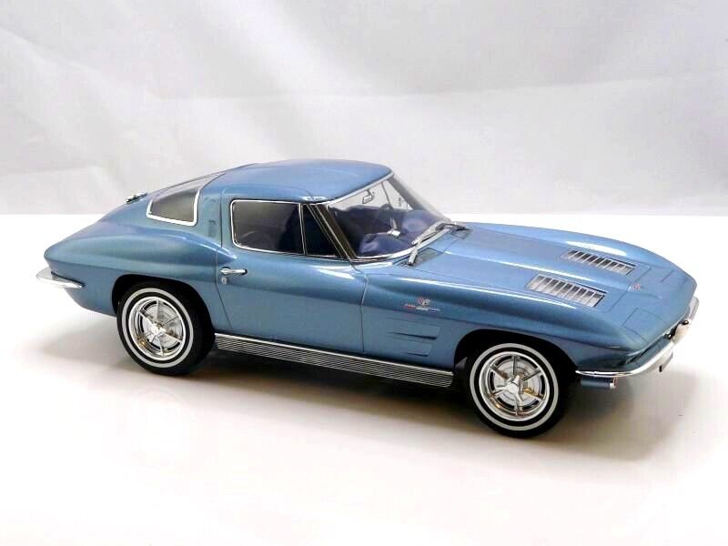 CHEVROLET CORVETTE Sting Ray 1963 Light Blue metallic - 1/18 - NOREV