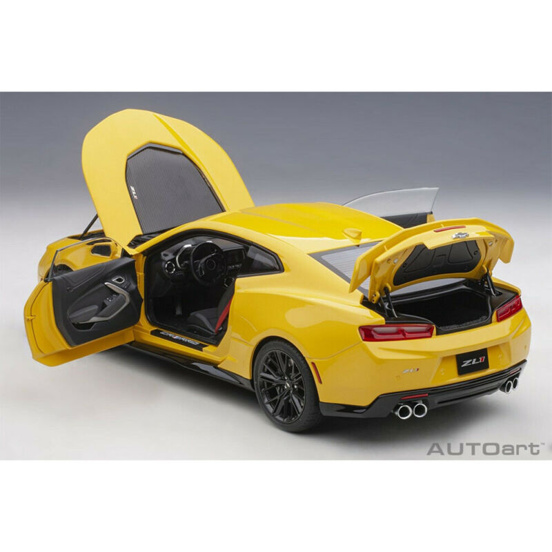 AUTOart 2017 Chevrolet Camaro ZL1 1:18 Model Car Bright Yellow 71205