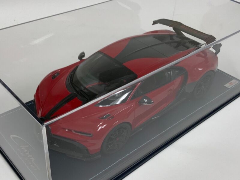 1/18 MR Collection Bugatti Chiron Pur Sport Italian Red Leather Base $852.95 ModelCarsHub