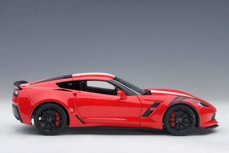 2017 CHEVROLET CORVETTE C7 GRAND SPORT RED WHITE STRIPE 1:18 by AUTOart 71274