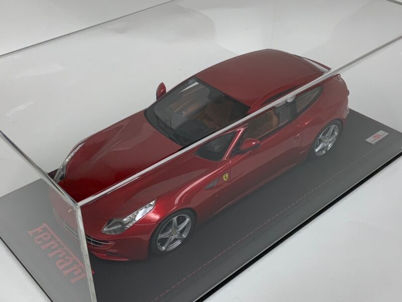 1/18 MR Collection Ferrari FF in Metallic Red on Leather Base RK019 $929.95 ModelCarsHub