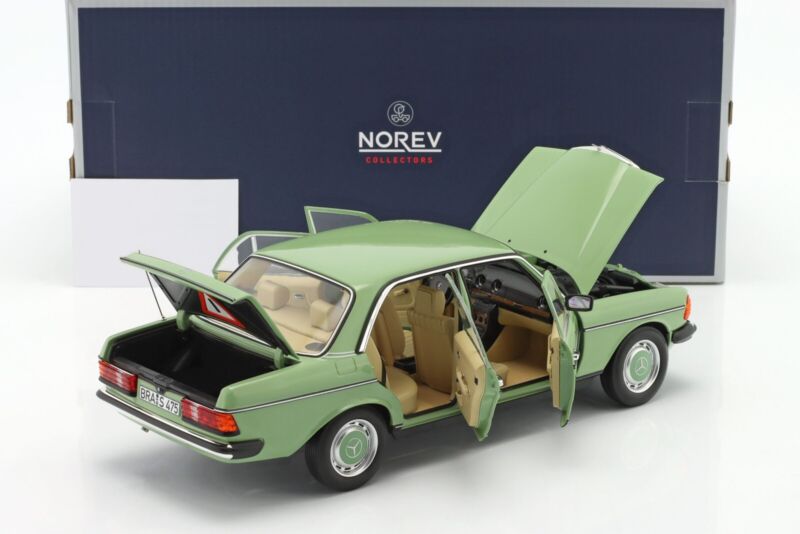 MERCEDES-BENZ 200 (W123) 1982 Light Green - 1/18 - NOREV