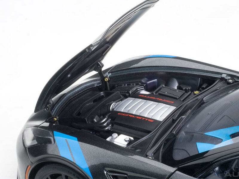 2017 CHEVROLET CORVETTE C7 GRAND SPORT WATKINS GLEN GRAY 1:18 BY AUTOart 71272