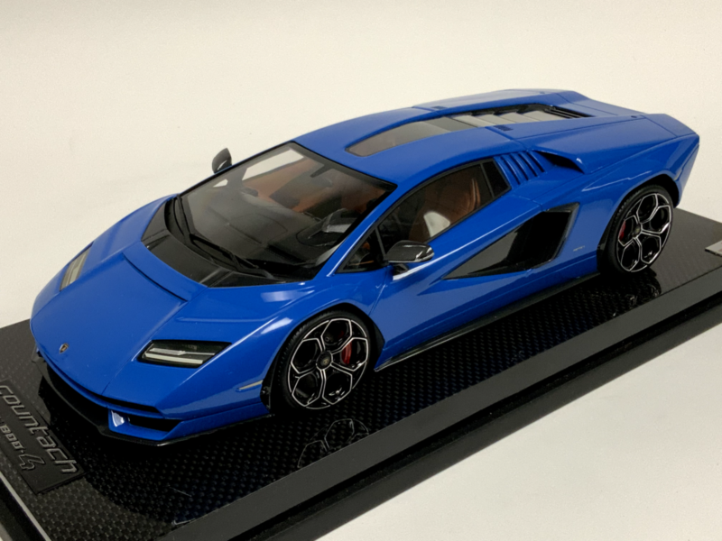 1/18 MR Collection Lamborghini Countach LPI 800-4 in Blue Carbon Base $995.99 ModelCarsHub