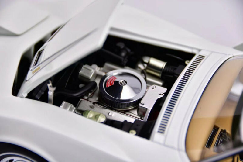 1/18 AUTOart Chevrolet Corvette 1970 White