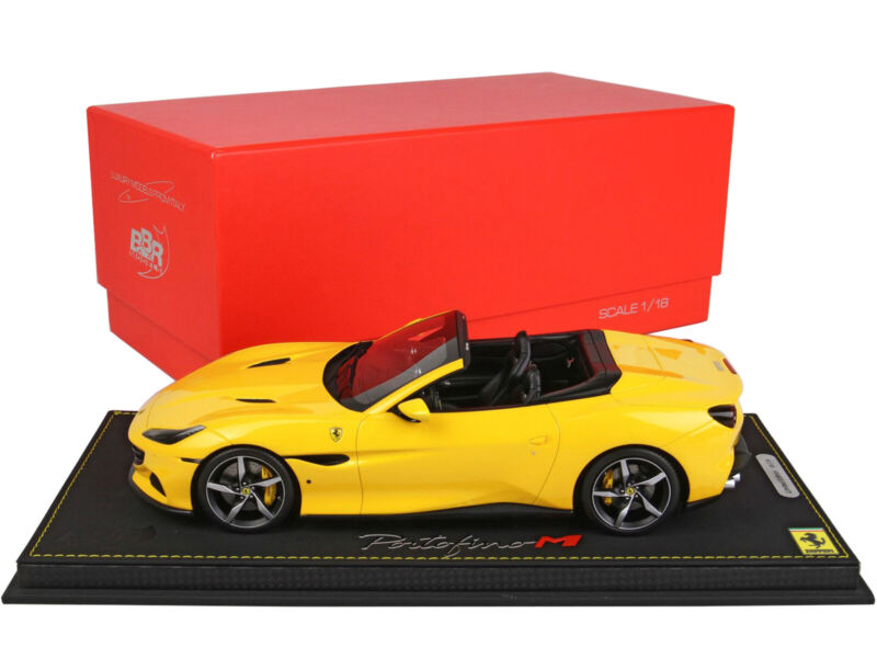 BBR 1/18 FERRARI PORTOFINO M CONVERTIBLE YELLOW & DISPLAY CASE