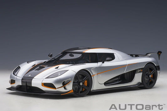 AUTOART 1:18 KOENIGSEGG AGERA RS (WHITEMOON SILVER/CARBON)