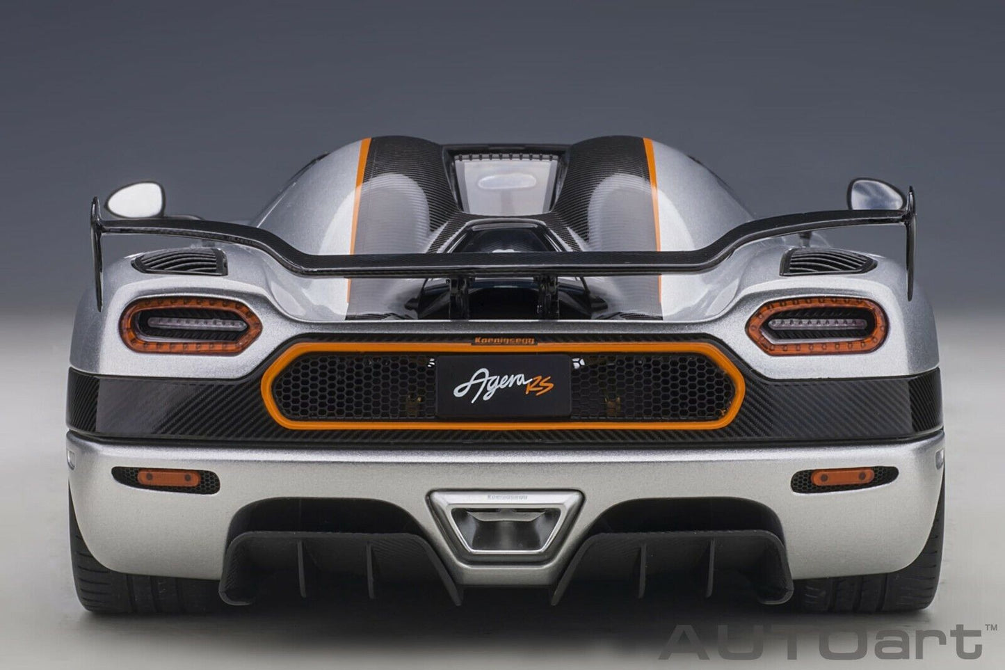 AUTOART 1:18 KOENIGSEGG AGERA RS (WHITEMOON SILVER/CARBON)