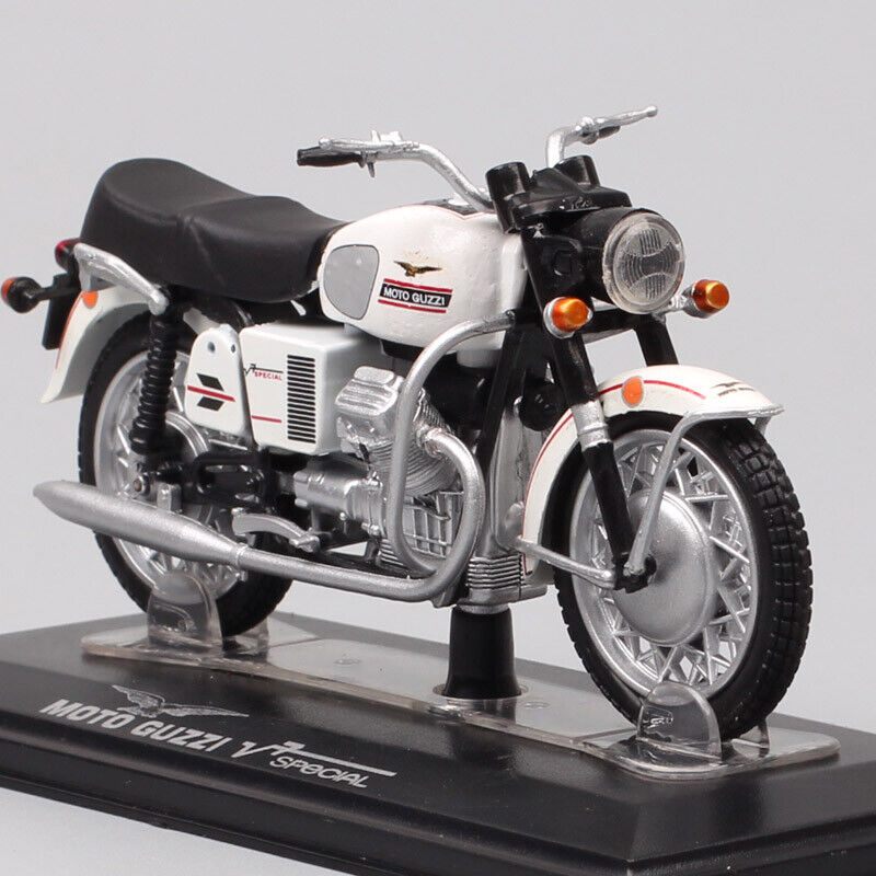 1:24 Scale Moto Guzzi V7 Special 1970 Motorcycle Diecast Toy Vehicle Bike Model