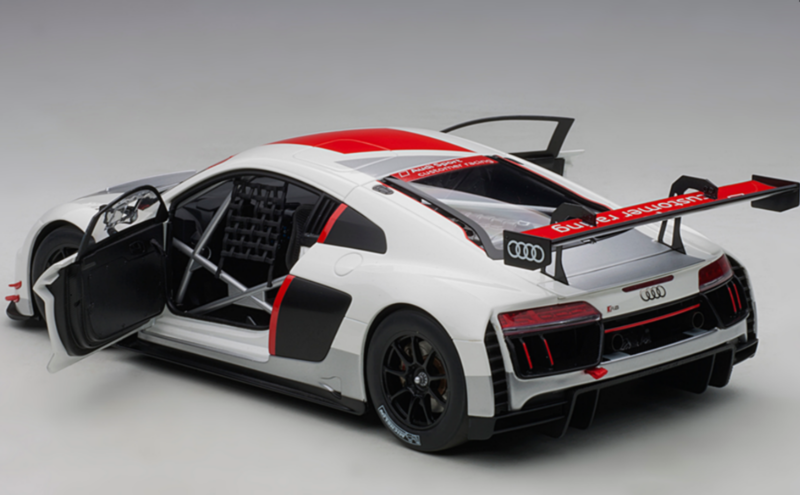 1/18 AUTOart 2016 Audi R8 LMS Geneva Presentation Car Car Model