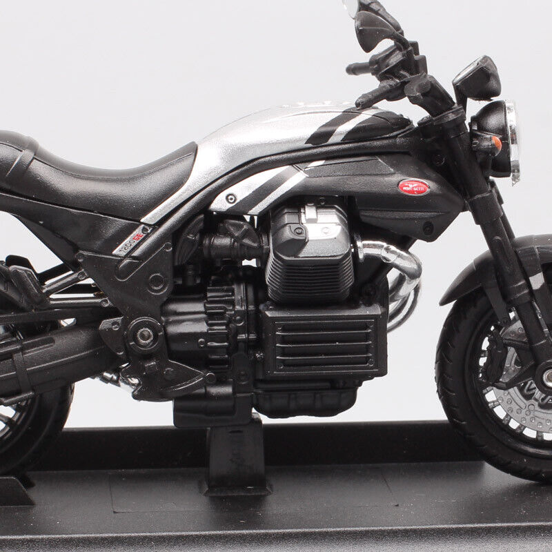 1/18 Welly Moto Guzzi Griso 1200 8V SE diecast