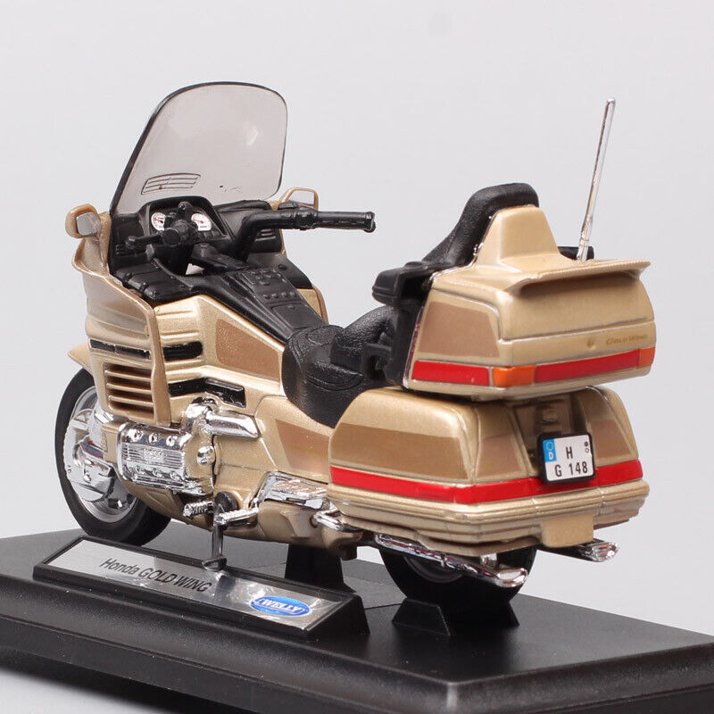 1/18 scale Welly Honda Gold Wing touring motorcycle