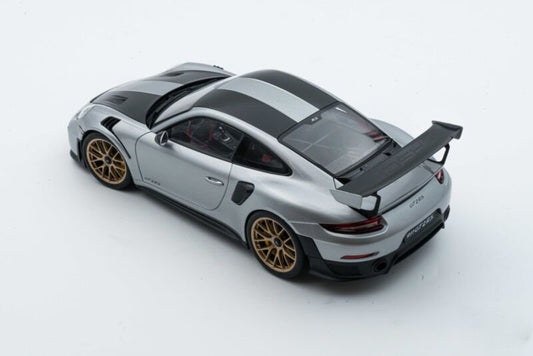 1/18 AUTOART Porsche 911 (991.2) GT2 RS Weissach Package Silver