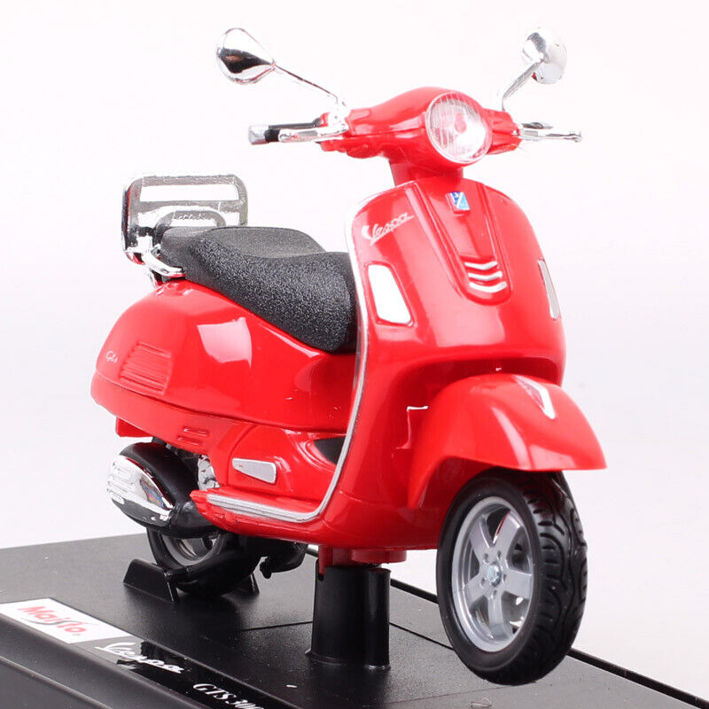 Maisto 1/18 Scale Vespa GTS 300 2017 Scooter motorcycle diecast model Red