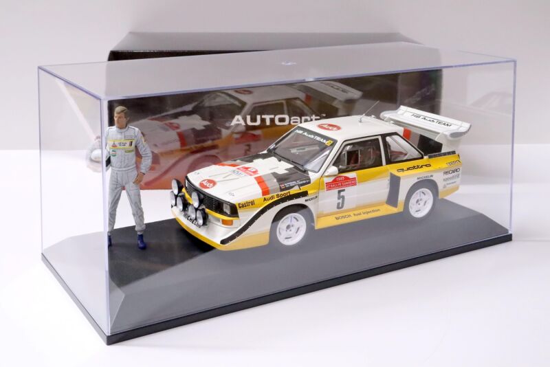 1/18 AUTOart Audi Sport Quattro S1 San Remo #5 Röhrl Special Set Figur + Display