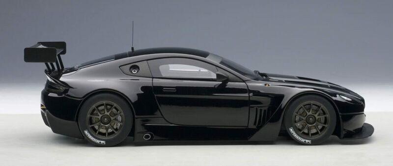 1/18 AUTOart Aston Martin V12 Vantage GT3 2013 Black