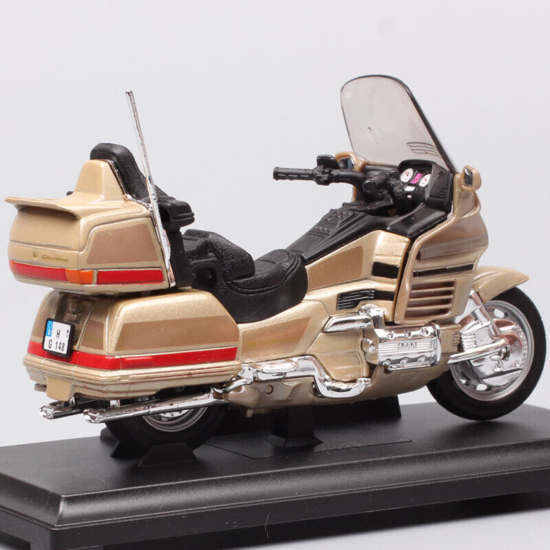 1/18 scale Welly Honda Gold Wing touring motorcycle