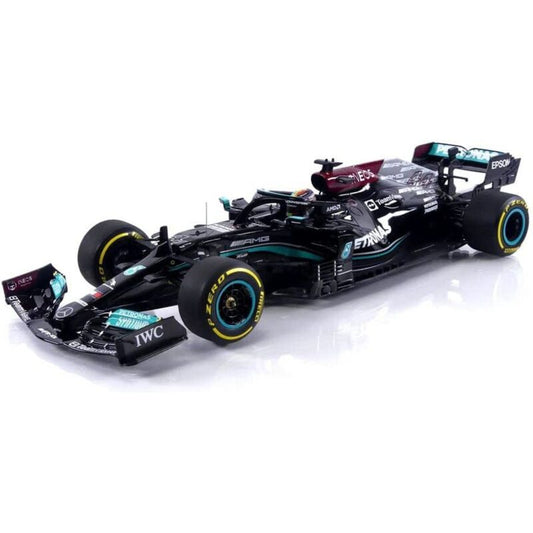 1/18 Minichamps F1 Lewis Hamilton 2021 Qatar GP Mercedes Model RaceCar