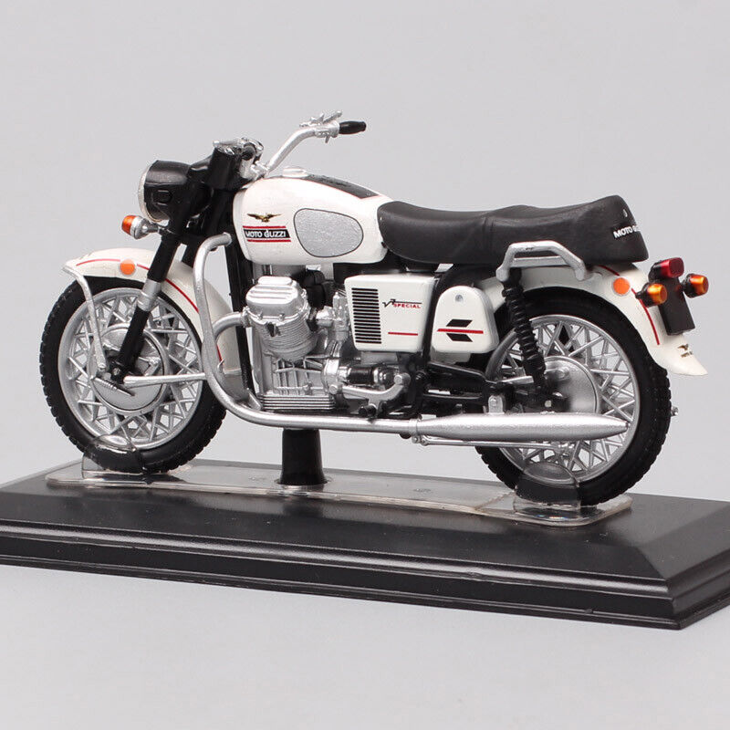 1:24 Scale Moto Guzzi V7 Special 1970 Motorcycle Diecast Toy Vehicle Bike Model