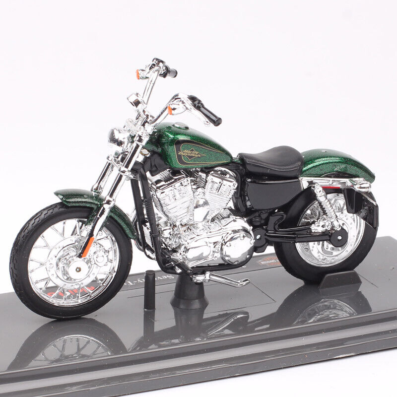 Maisto 1/18 2012 Harley XL 1200V 72 SEVENTY-TWO Sportster Motorcycle Toys Green