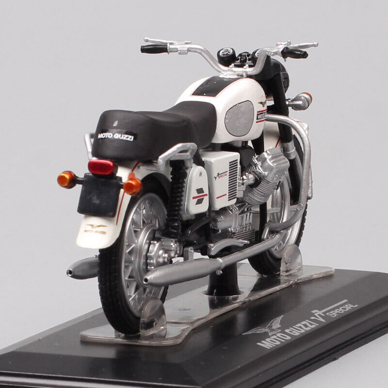 1:24 Scale Moto Guzzi V7 Special 1970 Motorcycle Diecast Toy Vehicle Bike Model