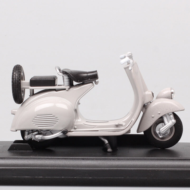 1:18 Scale Welly old 1953 VESPA 125CC Scooter bike motorcycle diecast toy model